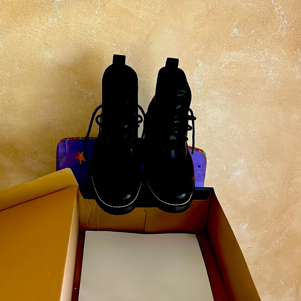 Cole Hahn combat/moto boots ❤️.